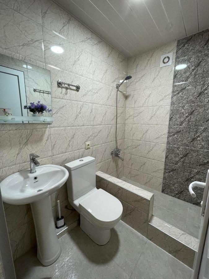 Sisi Guest House Кутаїсі Екстер'єр фото